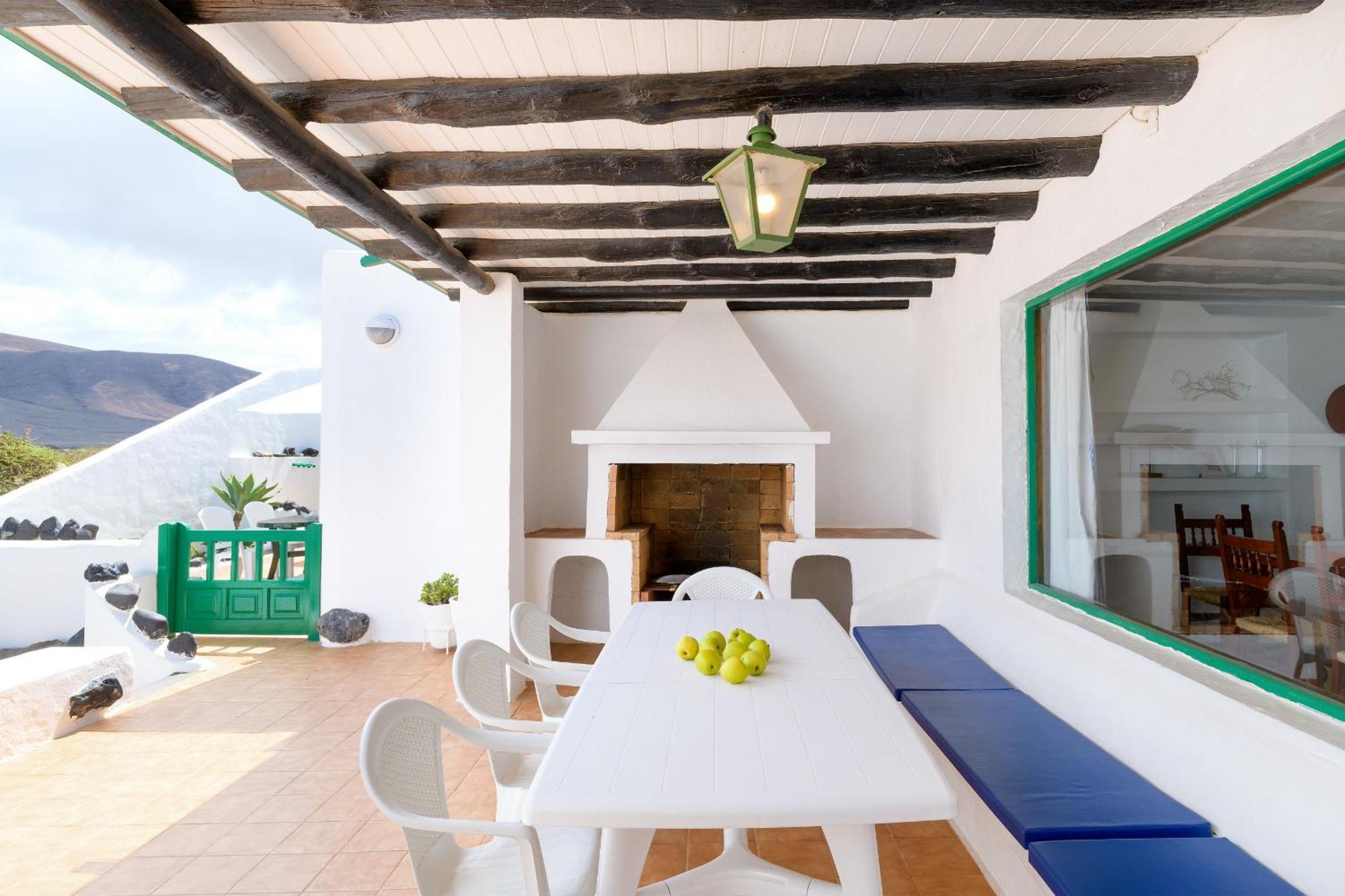 Famara Caracolillos, La Casa 外观 照片